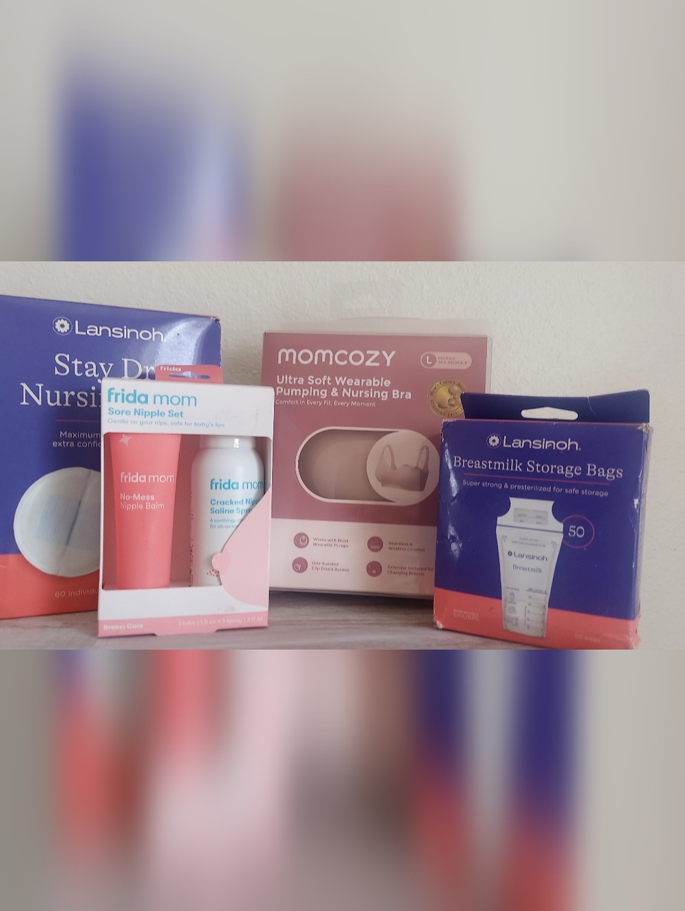 Nursing bundle. Nursing bra, pads, milk storage bags + breast care set.